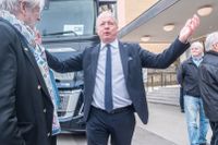 Martin Lundstedt, vd för lastbilstillverkaren AB Volvo, gör en ny stor vinst. Men den viktiga satsningen på eldrivna fordon går trögt.