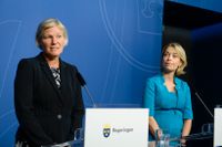 Socialförsäkringsminister Annika Strandhäll (S) och Ann-Marie Begler (tv). Arkivbild.