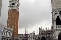 Fyra resejournalister inklusive Bobo Karlsson diskuterade fram världens mest överskattade städer. Här är resultatet i ett bildspel. På bilden Markusplatsen i Venedig. ”Hit kan ingen i gruppen tänka sig att frivilligt återvända.”