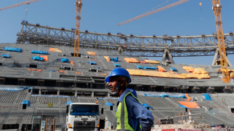 Över 6 500 gästarbetare har hittills mist livet i Qatars byggnadsprojekt inför VM-slutspelet nästa år. Arkivbild.