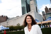 Sveriges utrikesminister Ann Linde utanför FN-skrapan i New York.