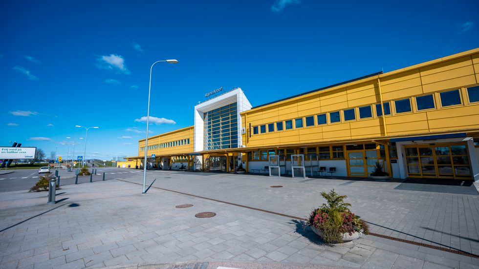 Alla flygplatser som drivs av Swedavia såg kraftigt minskat resande förra året. Arkivbild från ett tomt Malmö Airport (Sturup) i mars 2020.