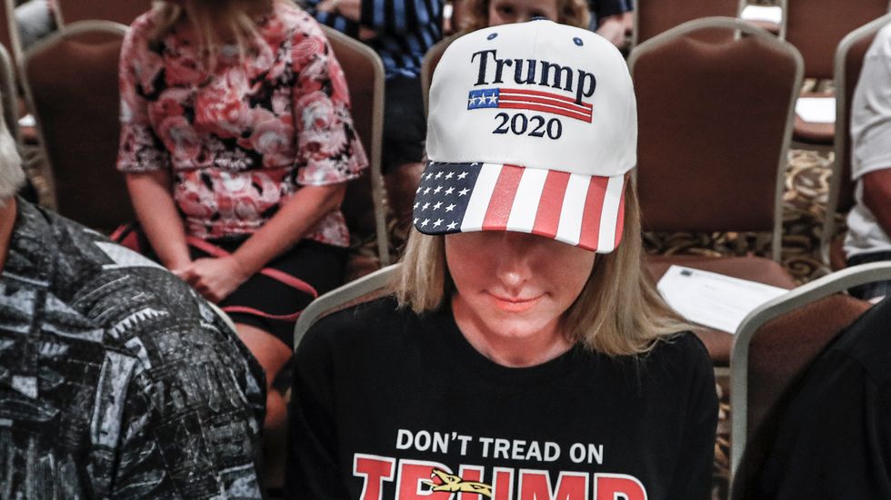 Trumpsupportern Lisa Mankiewicz på plats vid ett väljarmöte i Troy, Michigan, torsdag 22 augusti.