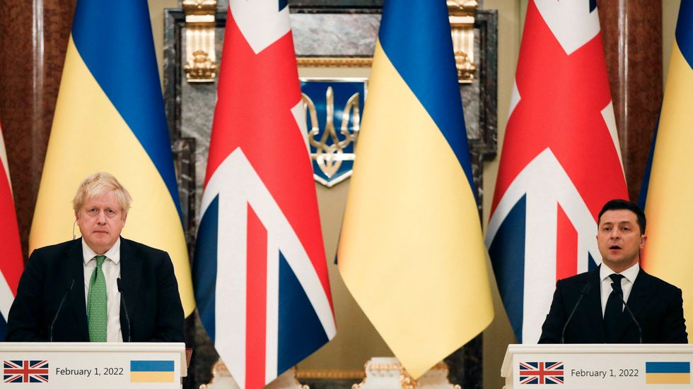Storbritanniens Boris Johnson och Ukrainas president Volodymyr Zelenskyj håller gemensam presskonferens.
