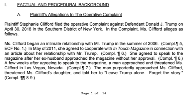 Utdrag ut Stephanie Cliffords stämningsansökan mot Trump 2018. 
