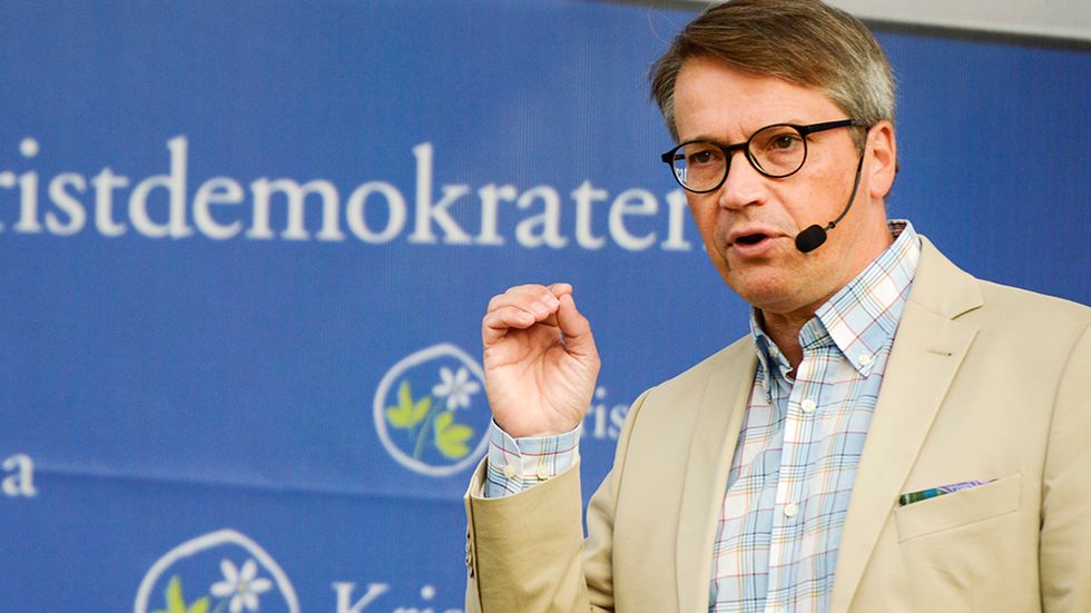 Göran Hägglund behåller barnperspektivet i inseminationsfrågan.