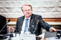 Försvarsminister Peter Hultqvist (S) i KU förhör.
