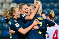 Magdalena Eriksson, Fridolina Rolfö och Linda Sembrant fick många skäl att jubla under torsdagskvällen. Sverige körde över Georgien fullständigt och vann VM-kvalmatchen med 15–0.
