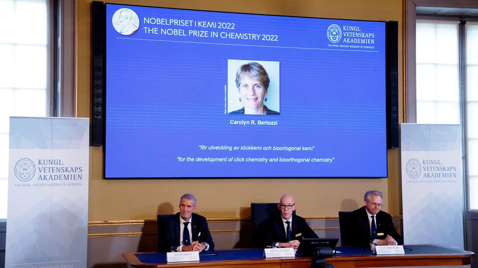 Metoden som Carolyn R Bertozzi får ett delat Nobelpris för har använts bland annat i Göteborg.