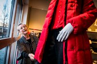 Marga Ståhl är 77 år och har inga planer på att sluta jobba. Hon driver sin klädbutik i Djursholm tillsammans med döttrarna.