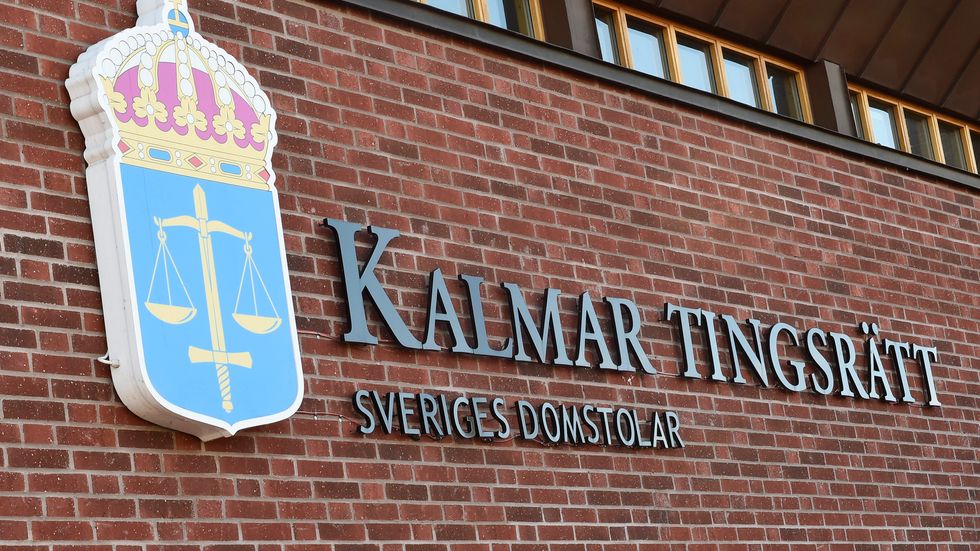 En 17-åring och en 23-åring döms för att ha mördat en 22-årig man i Kalmar på valborgsmässoafton. Arkivbild.