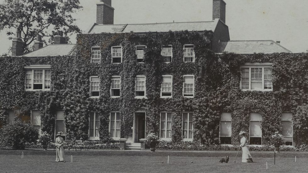 Aubrey House i Holland Park, västra London, som under 1860-talet blev en fristad för människor i politisk exil.