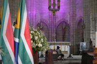 Ärkebiskop Desmond Tutu begravdes i katedralen S:t George i Kapstaden på lördagen.