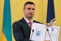 Den före detta boxaren Vitalij Klitjkos parti Udar var först ut med att lämna den blocköverskridande regeringsalliansen. Nu hägrar omval i Ukraina.