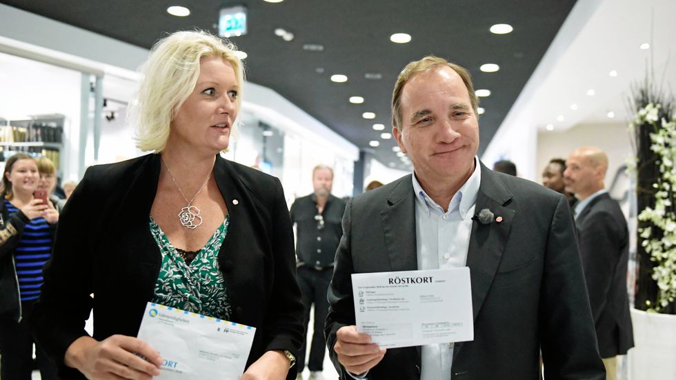 Socialdemokraternas partisekreterare Lena Rådström Baastad och statsminister Stefan Löfven.
