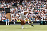 Rafael Nadal jagar sin 19:e grand glam-titel i Wimbledon.