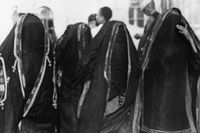 Beslöjade kvinnor i Samarkand, 1930.