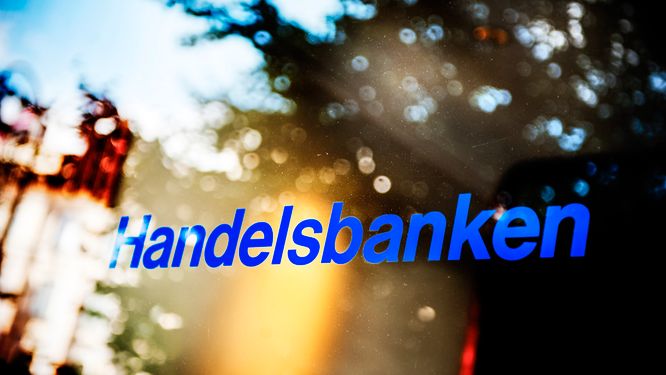 Slutsatsen att konkurrensen på svensk bankmarknad är stark baseras på en rapport som Bankföreningen själv betalat för. 
