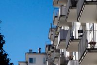 Hela 75 procent av korttidsuthyrningarna i Stockholm sker utan bostadsrättsföreningens tillstånd, enligt en undersökning från Fastighetsägarna. Arkivbild.