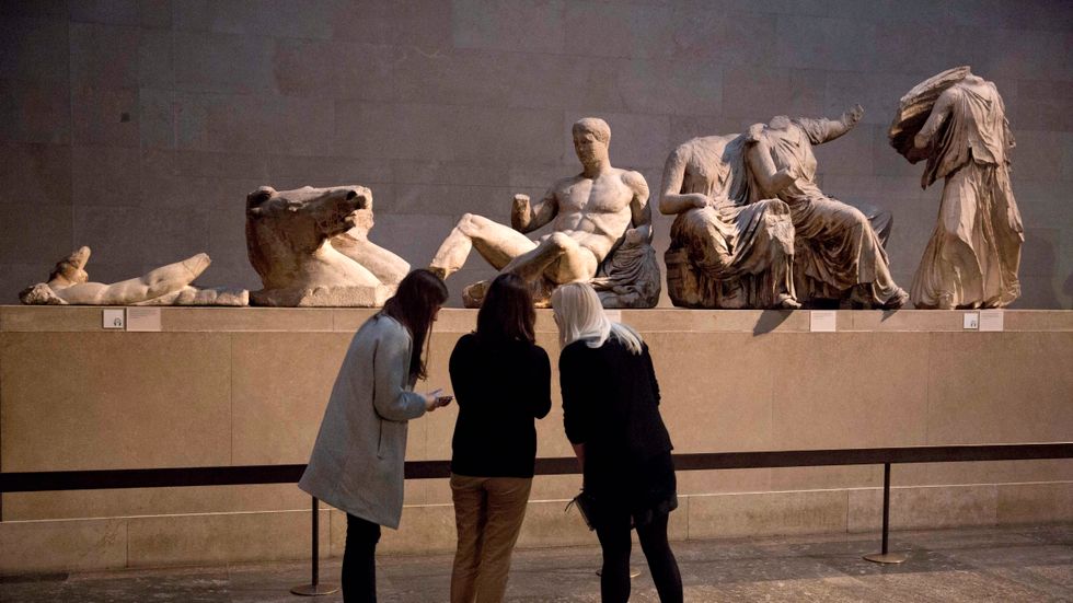 Några av Parthenon-skulpturerna visas på British museum, november 2021. Under vintern har diskussioner förts om en eventuell förflyttning av skulpturerna till Grekland.