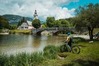 En cykelresa genom Slovenien bjuder på många vackra vyer.