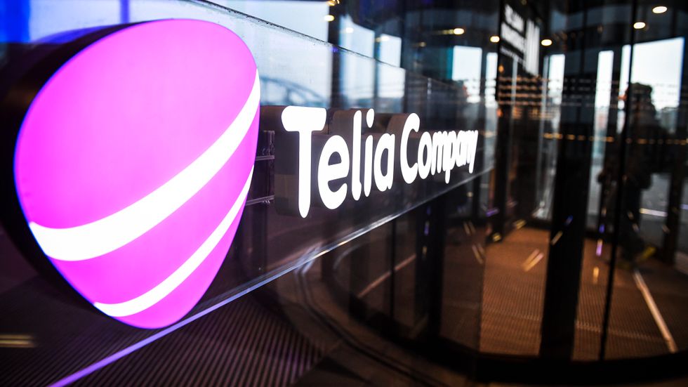 Telia säljer av sitt innehåll i Turkcell Holdings.