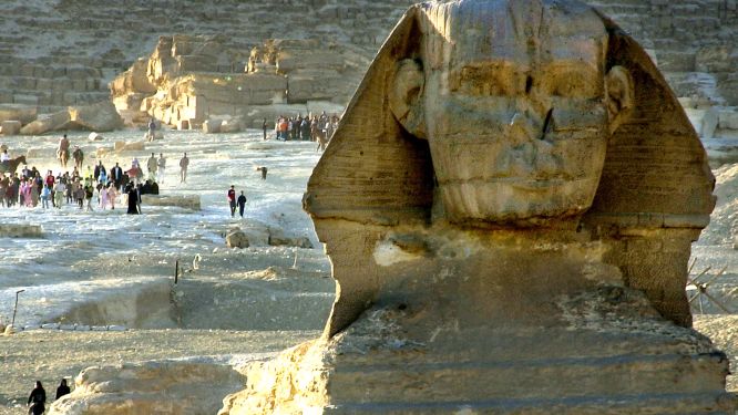 Den näslösa sfinxen i Giza.
