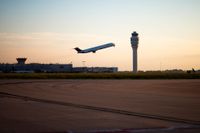 Hartsfield-Jackson International Airport i Atlandta, USA, har flest passagerare av världens alla flygplatser.