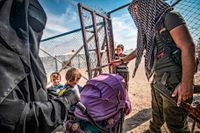 Majoriteten av de som sitter i de så kallade IS-lägren al-Hol och Roj i nordöstra Syrien är kvinnor och barn. Den senaste tiden har corona börjat spridas i lägren.