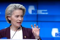 Taggtråd och murar vid EU:s yttre gräns är inget som ska finansieras med EU-pengar, anser EU-kommissionens ordförande Ursula von der Leyen efter fredagens EU-toppmöte i Bryssel.