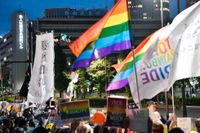 Människor demonsterar för HBTQ-rättigheter i Tokyo, i juli 2018.