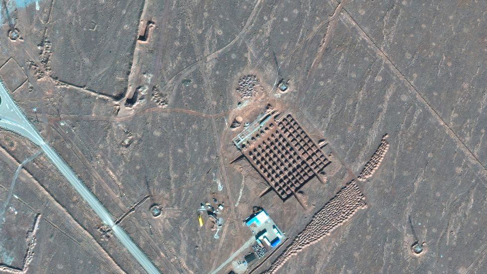 Satellitbild från mitten av december från en trolig kärnenergianläggning i Iran.