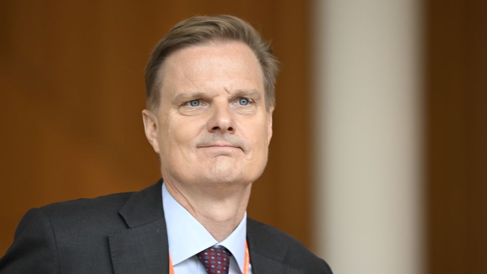 Swedbank, med vd Jens Henriksson, avvecklar i Danmark. Arkivbild