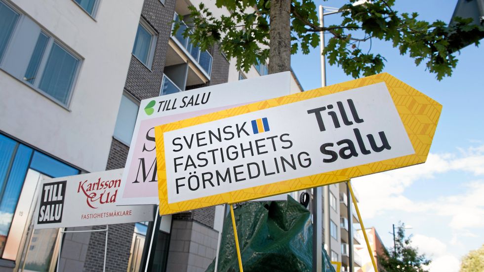 I Stockholmsområdet ligger nu bostadsrättspriserna nästan 10 procent lägre än för två år sedan.