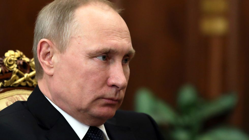 Rysslands president Vladimir Putin har stort tålamod med den syriska regimen, enligt en forskare. Bilden är från ett regeringsmöte i Moskva i tisdags.