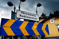 Försvarets radioanstalt har flera svenska uppdragsgivare och utländska samarbetspartners. 