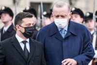 Ukrainas president Volodymyr Zelenskyj tog i torsdags emot Turkiets Recep Tayyip Erdogan under ett statsbesök. De undertecknade avtal om frihandel – och om militära drönare.