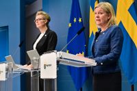 Skolminister Lina Axelsson Kihlblom och statsminister Magdalena Andersson höll i morse presskonferens om ersättningen till friskolor . 