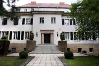 Trots stora skulder har den svenske affärsmannen Patrik Brinkmann köpt en villa i Berlin. Prislappen ligger på drygt 30 miljoner kronor.