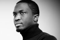 Mohamed Mbougar Sarr (född 1990) växte upp i Senegal och har studerat litteratur och filosofi i Frankrike. ”Fördolt är minnet av människan” är hans fjärde roman.