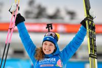 Hanna Öberg efter sitt VM-guld i damernas 15 kilometer.