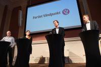 Före detta Miljöpartisten Carl Schlyter presenterar det nya Partiet Vändpunkt vid en pressträff.