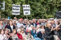 Över tusen personer kom till onsdagens utfrågning vid Nybroplan.