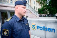 Regionpolischef Ulf Johansson skickade uppgifter om Polisen till och från sin privata Hotmail-adress.