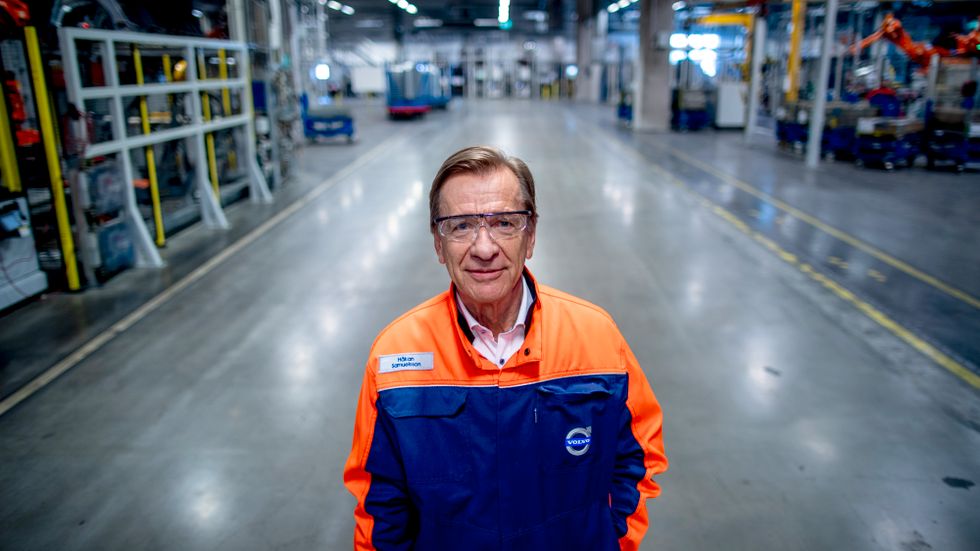 Volvochefen Håkan Samuelsson räknar med en stark återhämtning för bilförsäljningen under hösten.