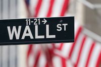 Pilarna på Wall Street pekade uppåt på tisdagen. Arkivbild.