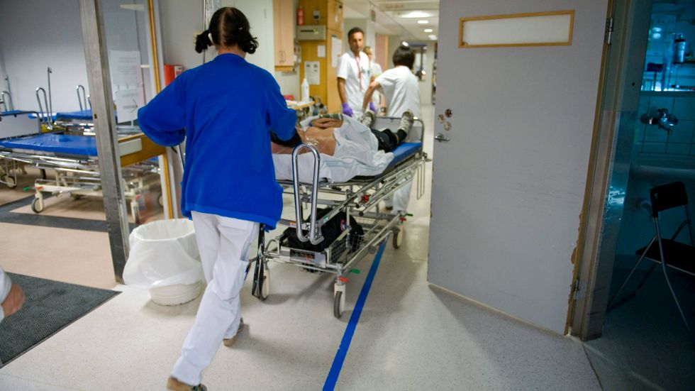 Vårdpersonal på akutmottagningen på Danderyds sjukhus.