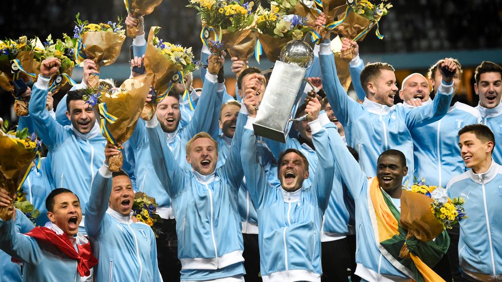 Det regerande mästarlaget Malmö FF får fira allsvenskt guld även i år, tror SvD:s Anders Lindblad.