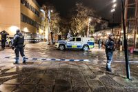 Tre personer har skjutits i Tensta i nordvästra Stockholm.