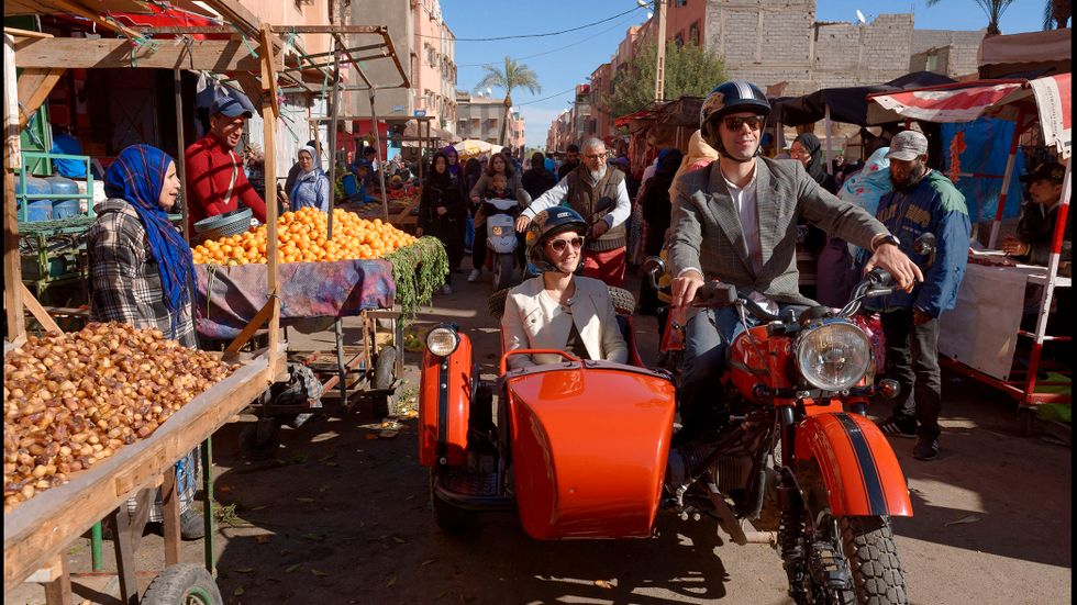 Du ska pruta på boräntan som om du vore på en markad i Marocko, skriver SvD:s Joel Dahlberg.